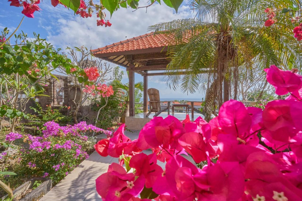 The Uluwatu Estate Hotel Pecatu  Exterior photo