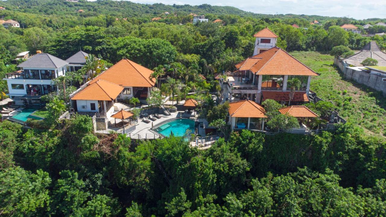 The Uluwatu Estate Hotel Pecatu  Exterior photo