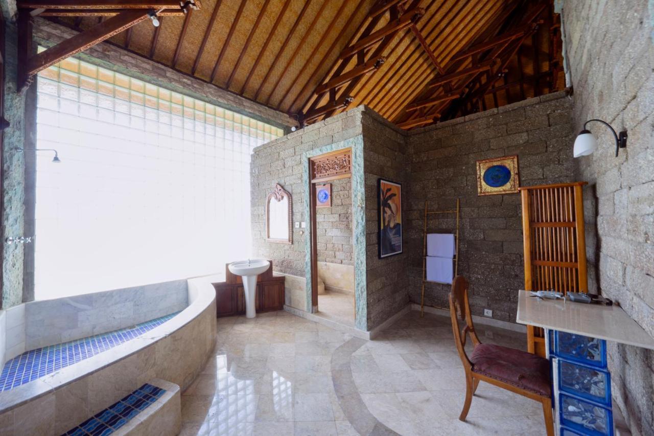 The Uluwatu Estate Hotel Pecatu  Exterior photo