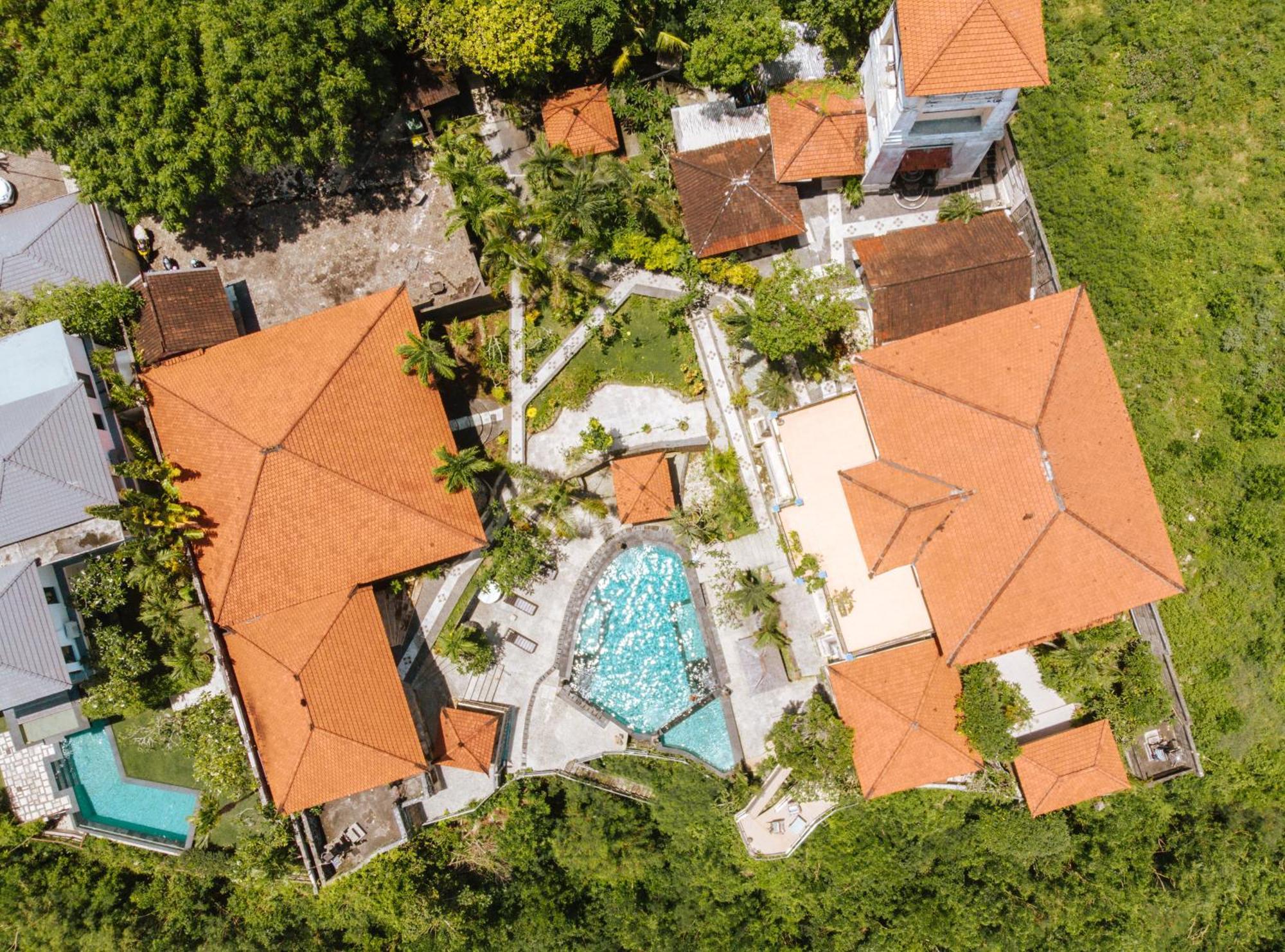 The Uluwatu Estate Hotel Pecatu  Exterior photo