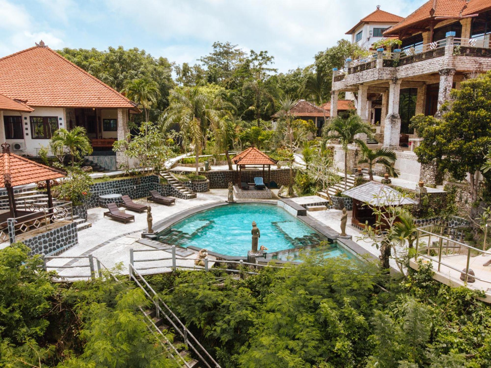 The Uluwatu Estate Hotel Pecatu  Exterior photo