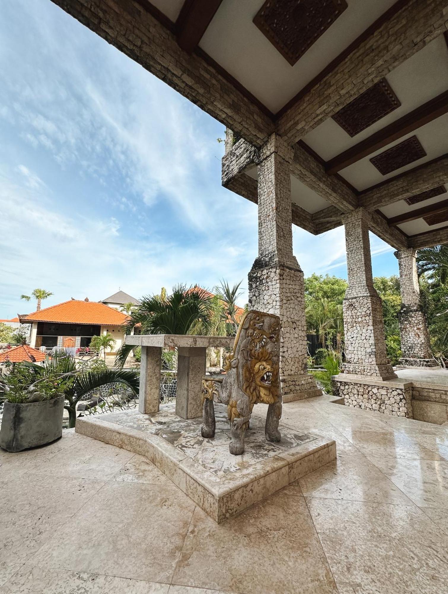 The Uluwatu Estate Hotel Pecatu  Exterior photo