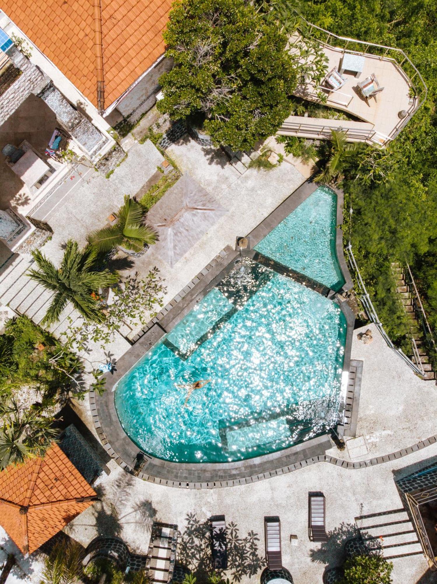 The Uluwatu Estate Hotel Pecatu  Exterior photo