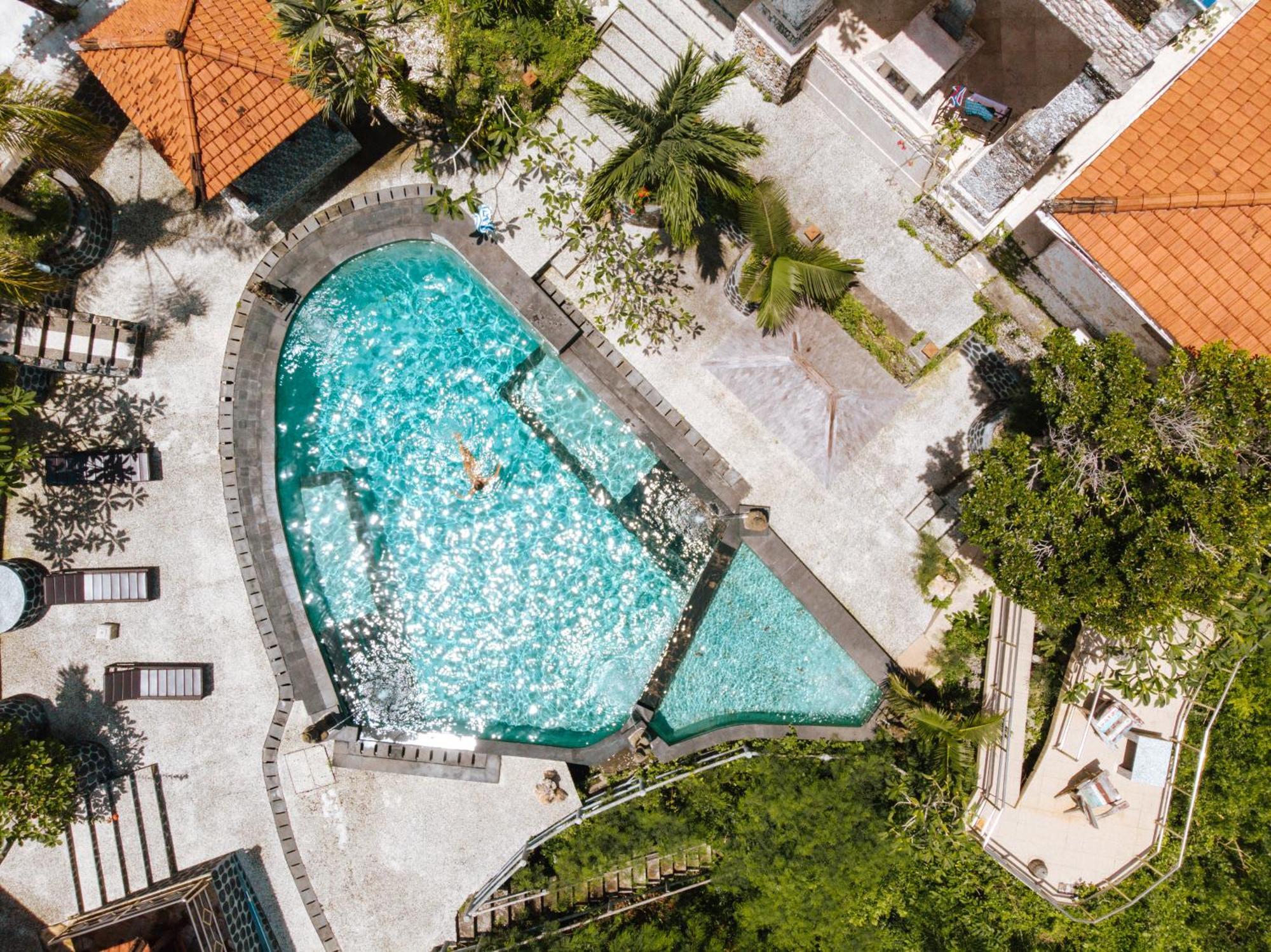 The Uluwatu Estate Hotel Pecatu  Exterior photo